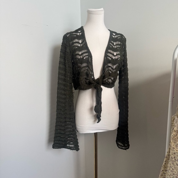 Sheer Crochet Tie-Front Bolero (Olive Black) – Fairycore / Y2K Revival M - Picture 2 of 6